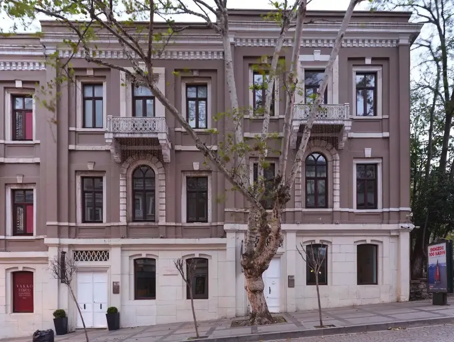 İstanbul'un Sanat ve Tasarım Caddesi: Akaretler Sıraevler